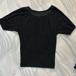 Weavers black top